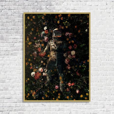 Astronaut-in-ocean-of-Flowers-golden frame